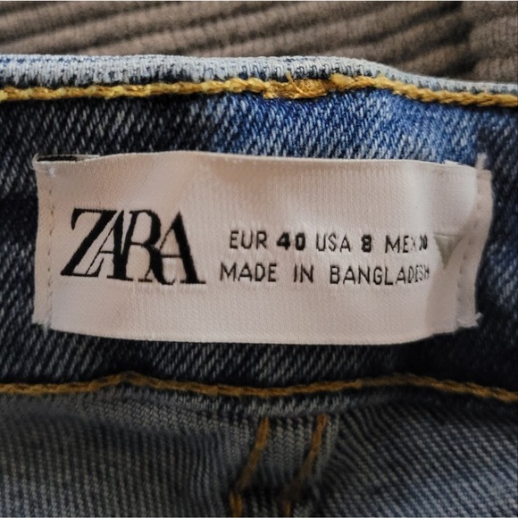 Zara High Rise Light Wash Distressed Skinny Jeans - Picture 9 of 9